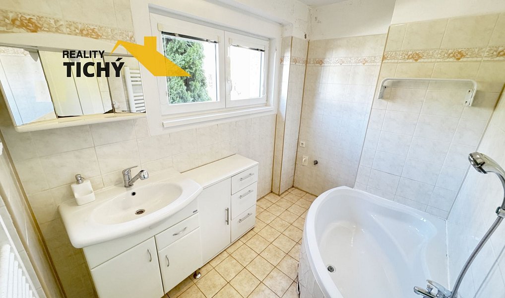 Prodej domu 130 m² s pozemkem 599 m², Náchod – náhled fotky 14