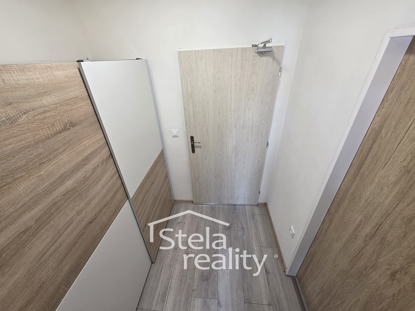 Pronájem bytu 1+kk 45 m² – fotografie 4
