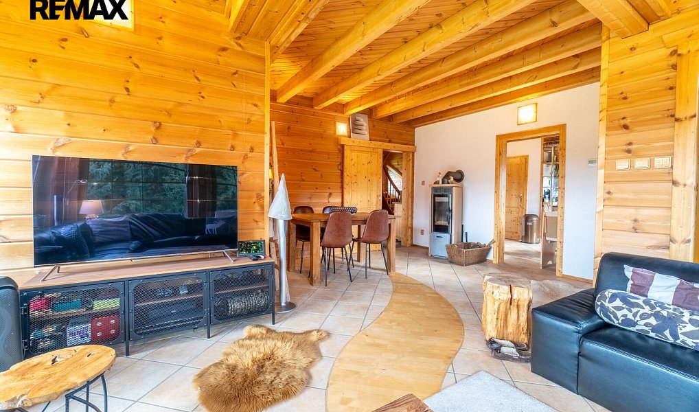 Prodej domu 195 m² s pozemkem 604 m², Loučná pod Klínovcem – náhled fotky 11