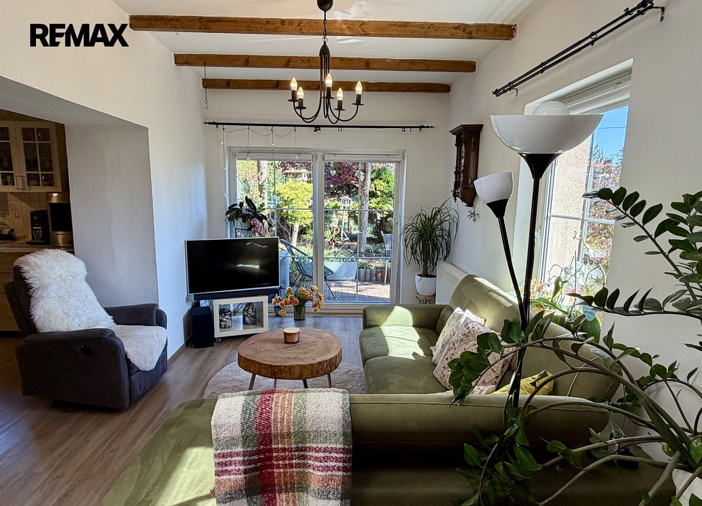 Prodej domu 214 m² s pozemkem 611 m² – fotografie 4