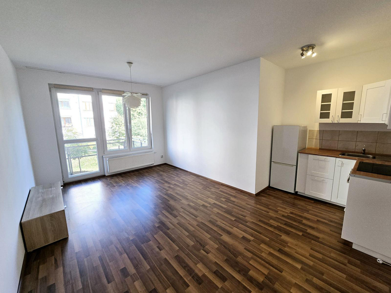Pronájem bytu 1+kk 37 m² – fotografie 3
