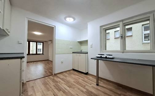 Pronájem bytu 1+1 28 m², Šubertovo nám., Dobruška, okres Rychnov nad Kněžnou