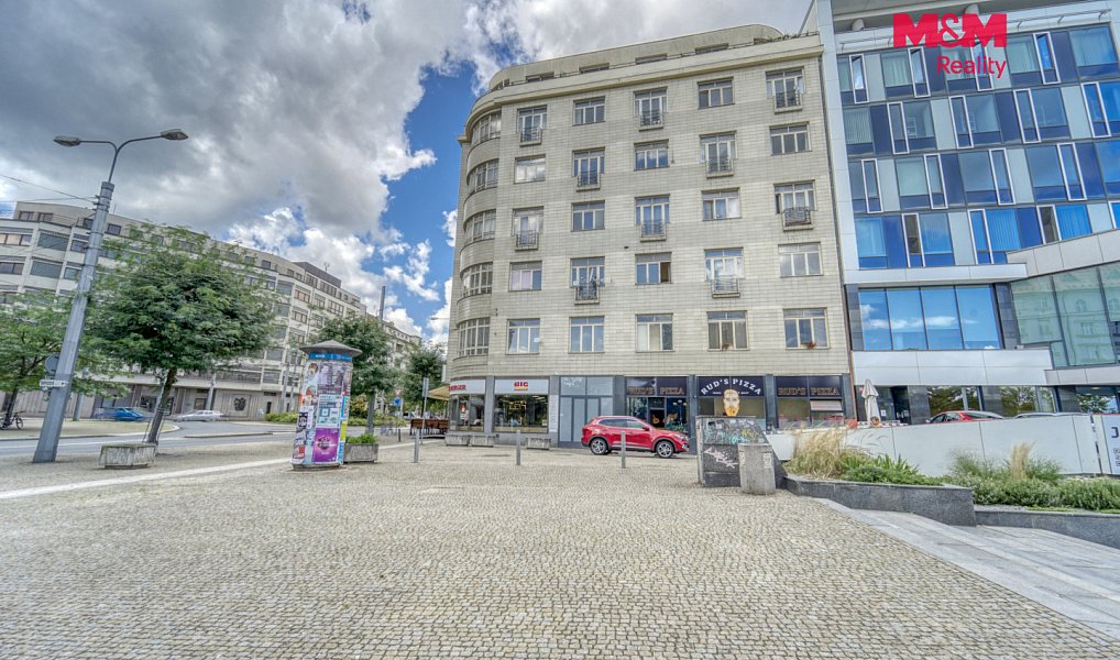 Pronájem bytu 2+1 66 m², Plzeň – náhled fotky 17