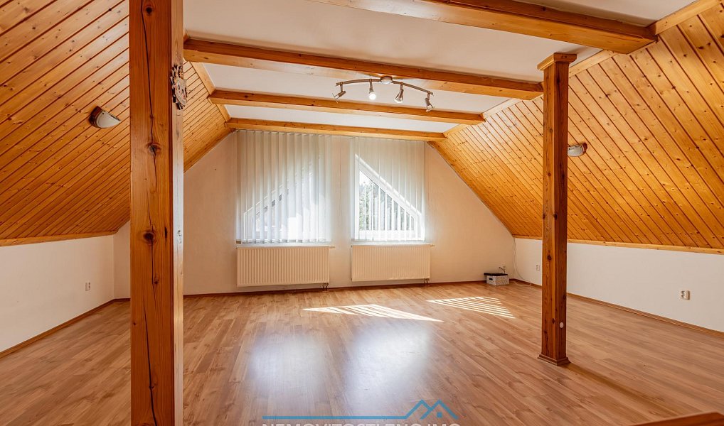 Prodej domu 350 m² s pozemkem 868 m², Jevišovice – náhled fotky 15