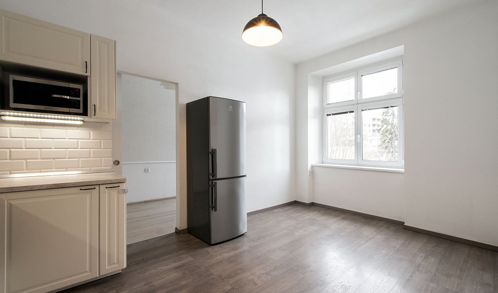 Pronájem bytu 2+1 64 m², Praha – náhled fotky 3