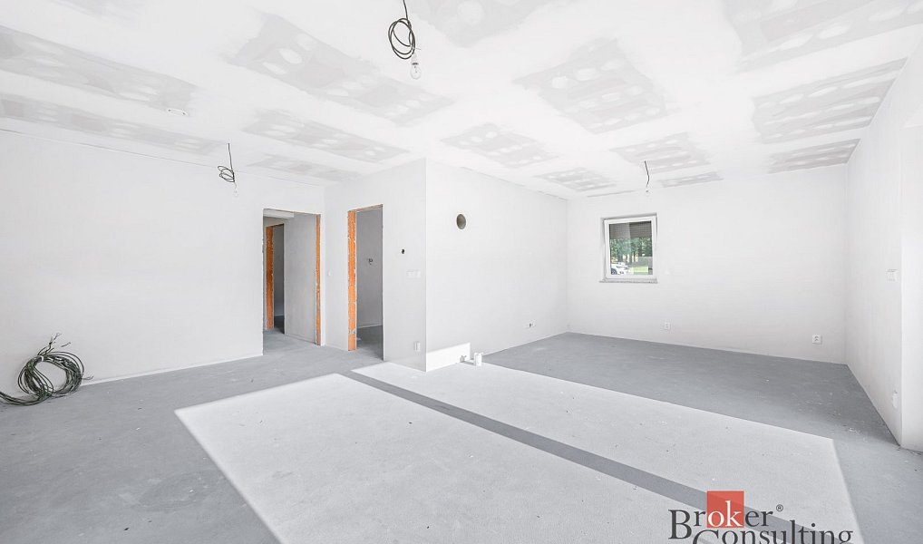 Prodej domu 137 m² s pozemkem 937 m², Kamenný Újezd – náhled fotky 4