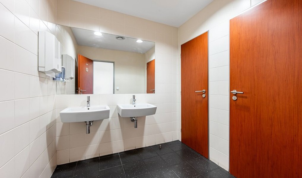 Pronájem kanceláře 90 m², Praha – náhled fotky 5