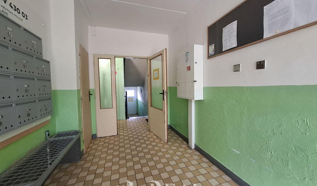 Pronájem bytu 1+kk 20 m², Chomutov – náhled fotky 8