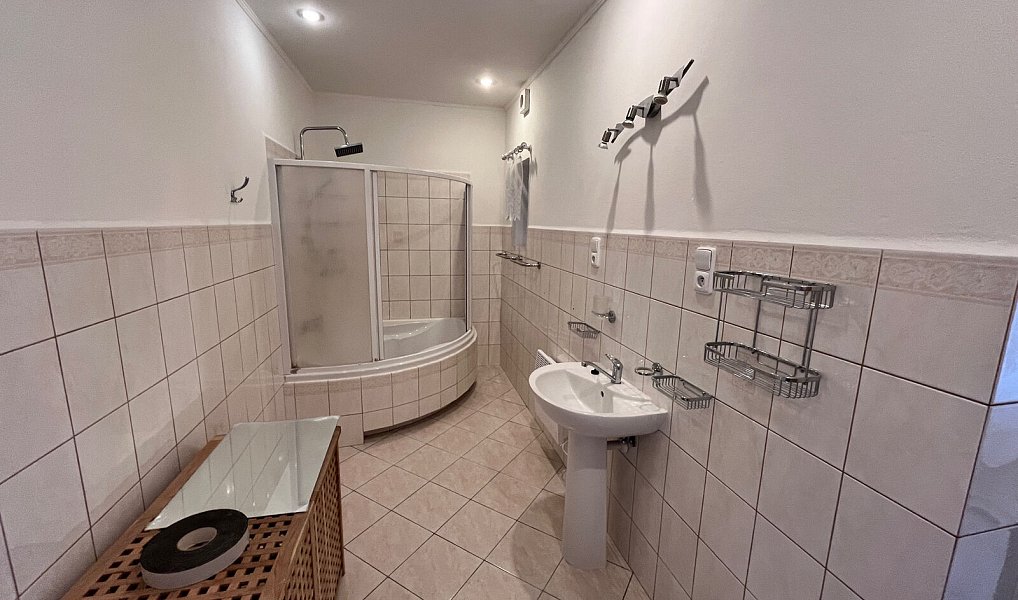 Pronájem bytu 2+1 92 m², Pelhřimov – náhled fotky 11