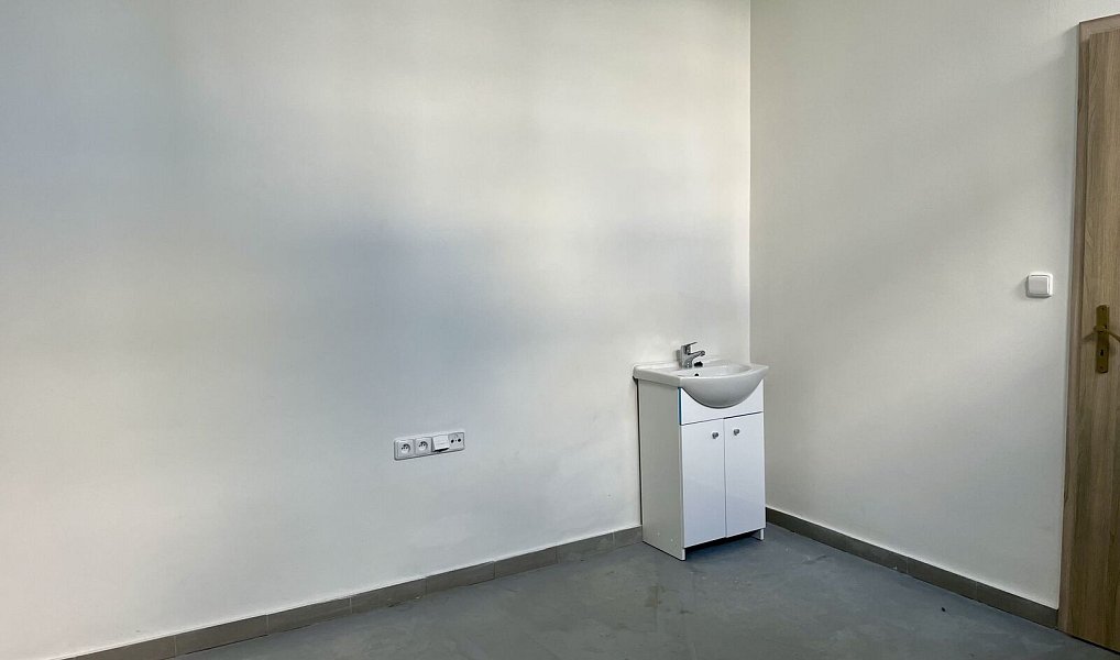 Pronájem obchodních prostor 40 m², Zruč nad Sázavou – náhled fotky 4