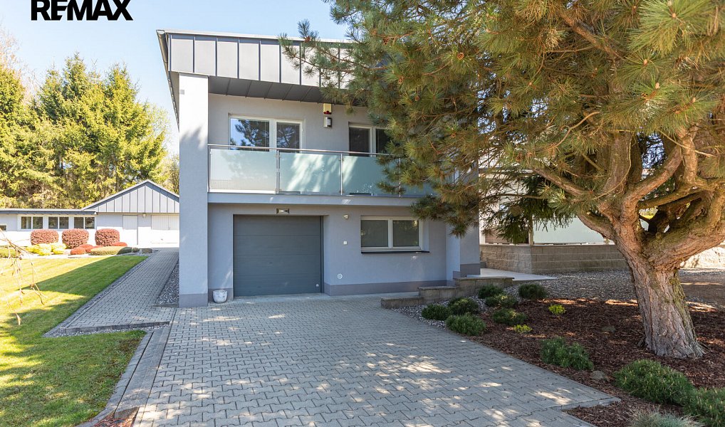 Prodej domu 227 m² s pozemkem 2 787 m², Okrouhlá – náhled fotky 2