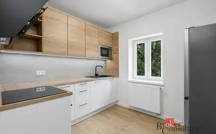 Pronájem bytu 3+1 79 m², Barunčina, Praha 4 - Modřany