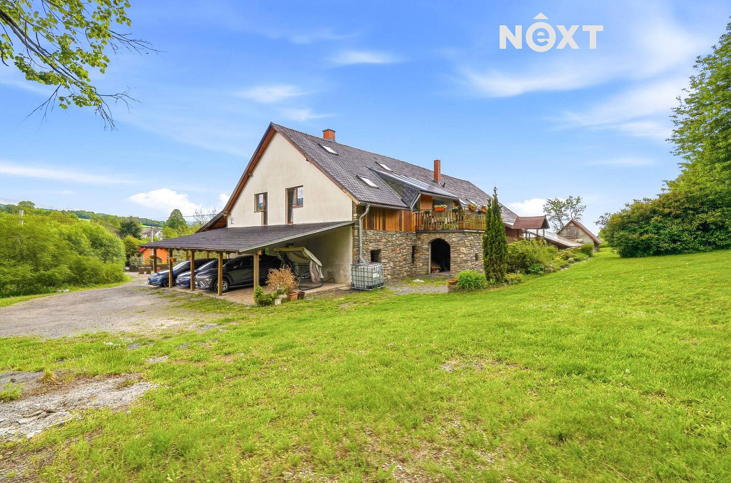 Prodej domu 470 m² s pozemkem 4 293 m² – pohled 3