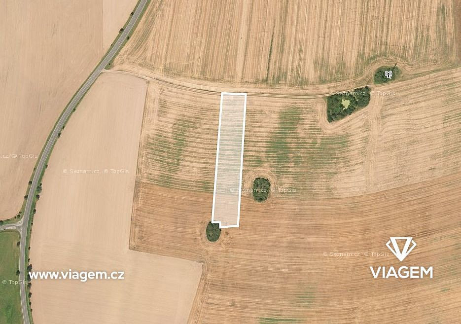 Prodej pole 1 083 m²