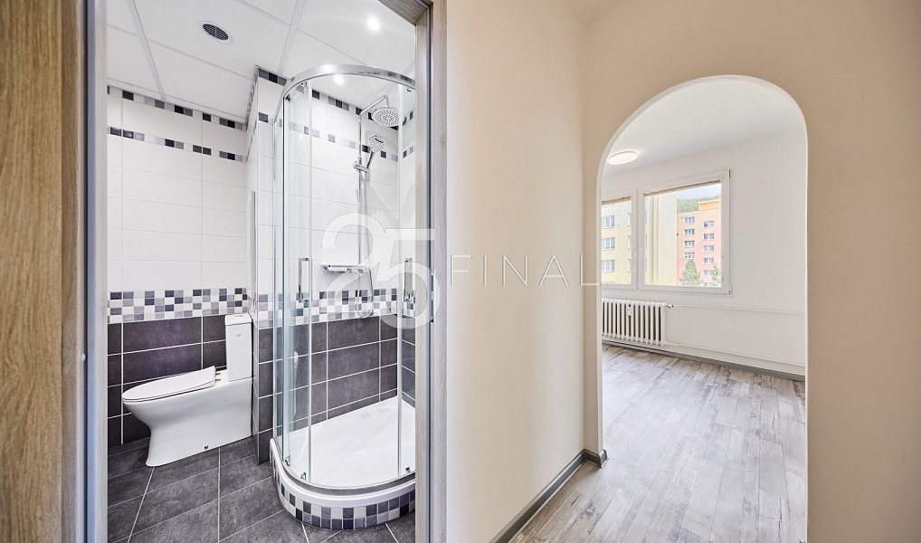 Prodej bytu 1+1 35 m², Úpice – náhled fotky 16
