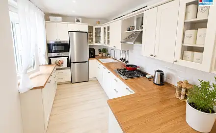 Prodej bytu 3+kk 88 m², nábř. Kpt. Nálepky, Klatovy - Klatovy III