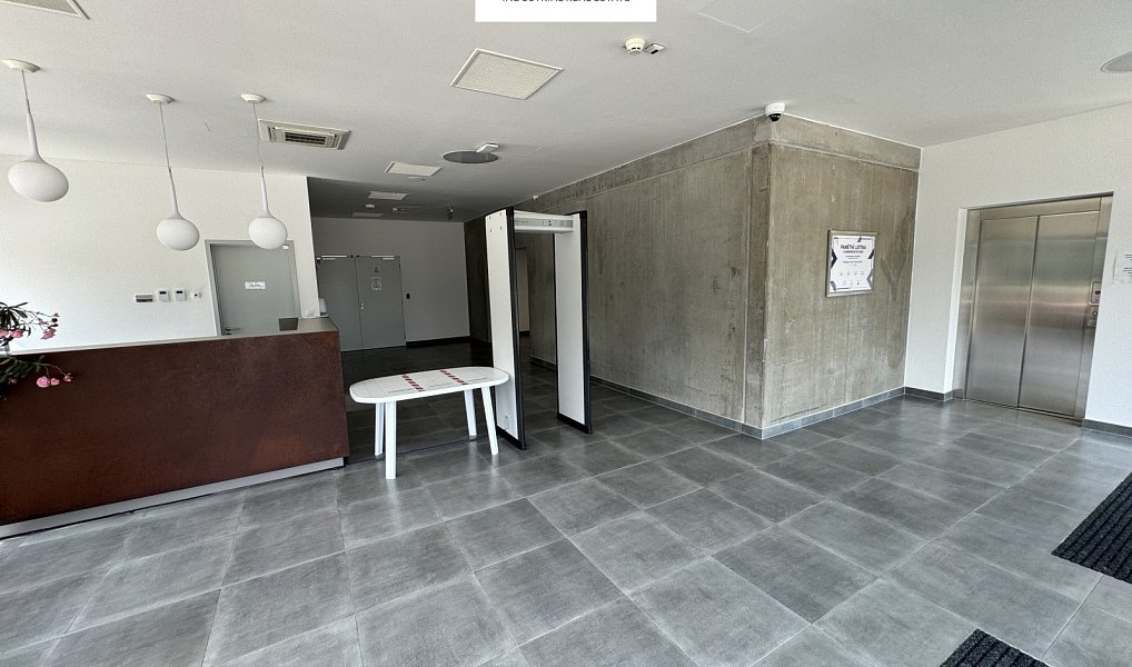 Pronájem skladovacích prostor 5 000 m², Cheb – náhled fotky 12