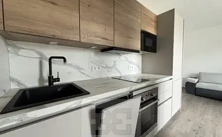 Pronájem bytu 1+kk 28 m², Hybešova, Vyškov - Vyškov-Předměstí
