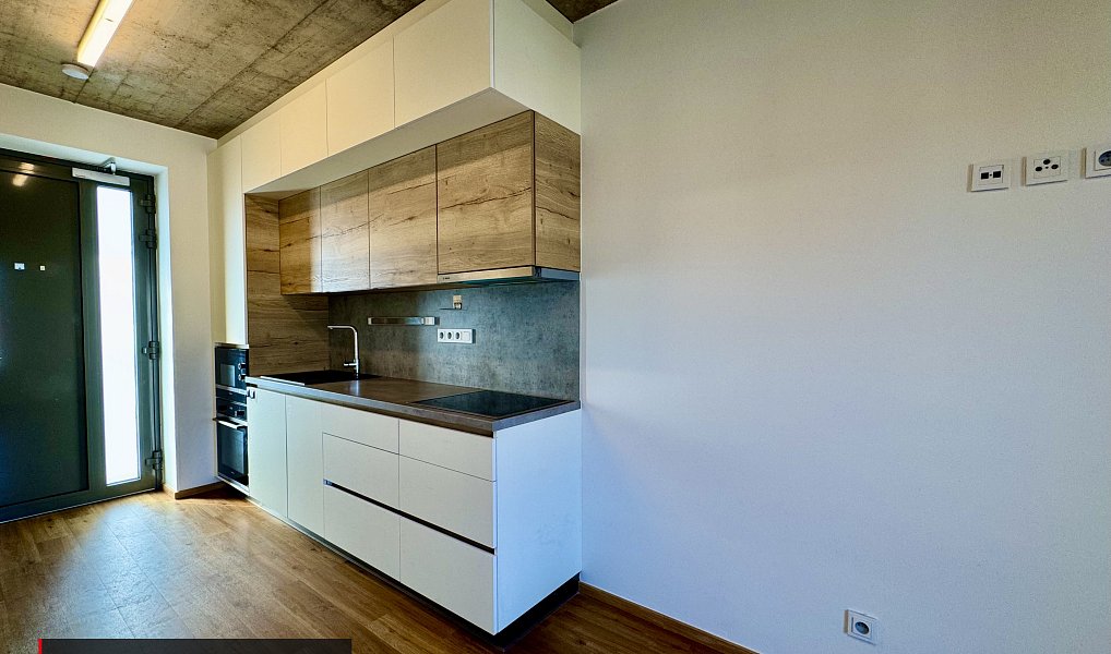 Prodej bytu 1+kk 21 m², Znojmo – náhled fotky 9