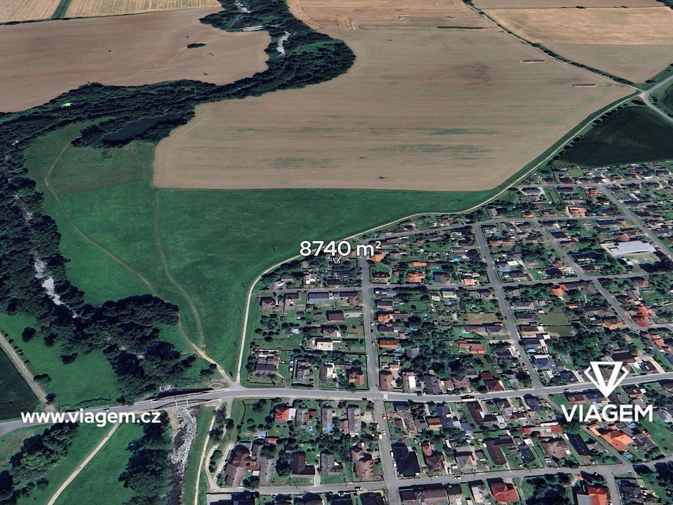 Prodej pole 1 092 m²