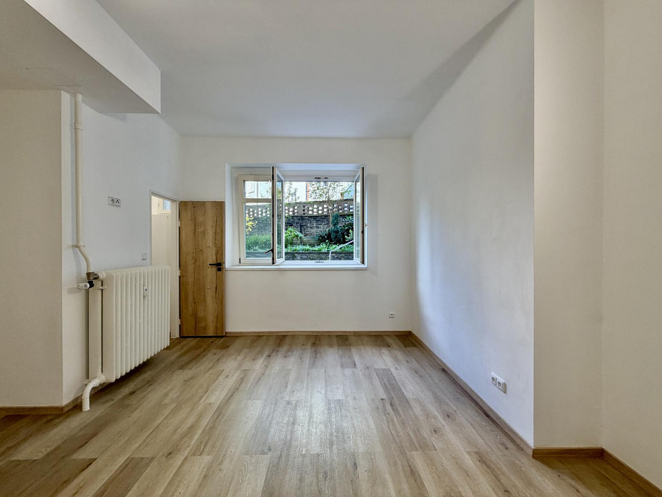 Prodej bytu 1+1 40 m² — photo 2