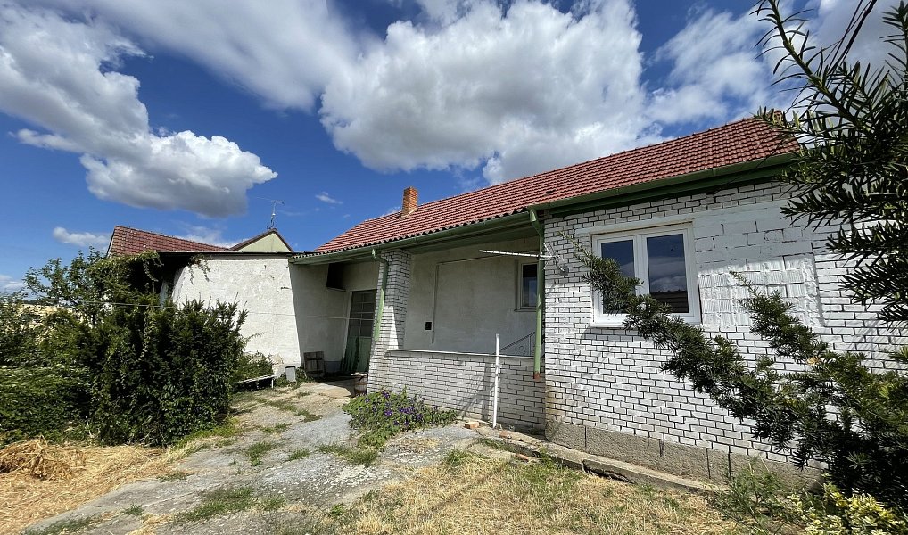 Prodej domu 120 m² s pozemkem 640 m², Strážovice – náhled fotky 2