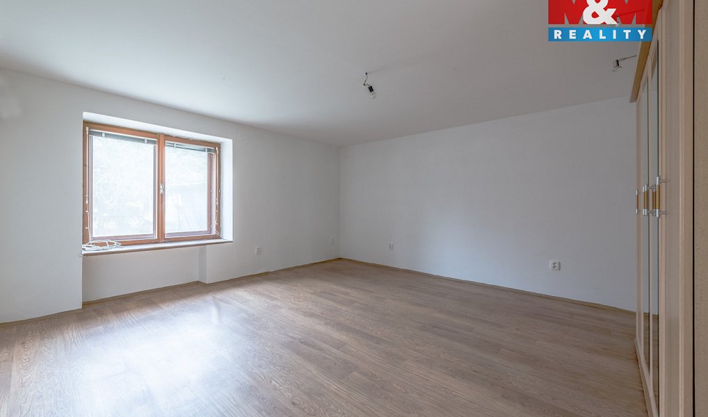 Prodej domu 212 m² s pozemkem 3 392 m², Kosova Hora – náhled fotky 11