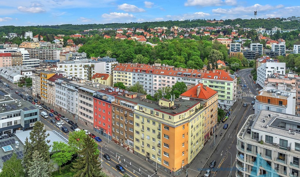 Prodej bytu 2+1 70 m², Praha – náhled fotky 2