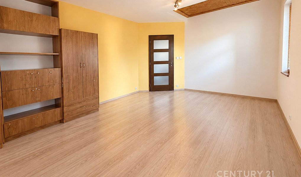 Prodej domu 258 m² s pozemkem 1 073 m², Blovice – náhled fotky 36