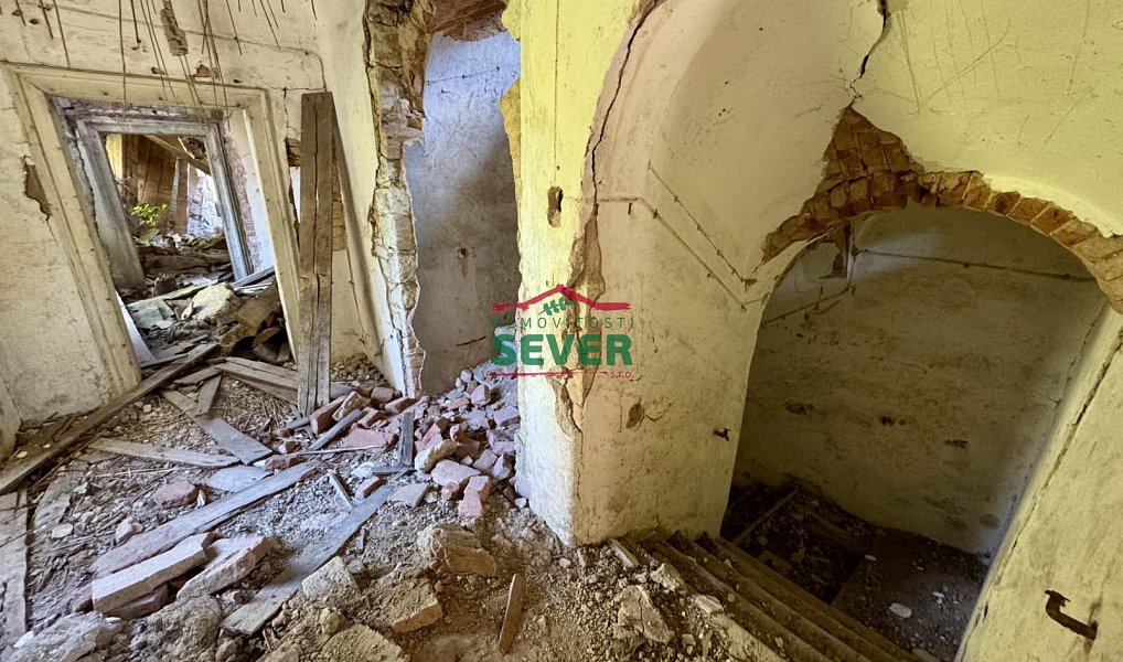 Prodej domu 300 m² s pozemkem 5 628 m², Podbořany – náhled fotky 16