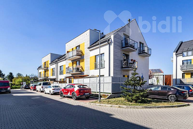 Prodej bytu 2+kk 65 m², Klíčany