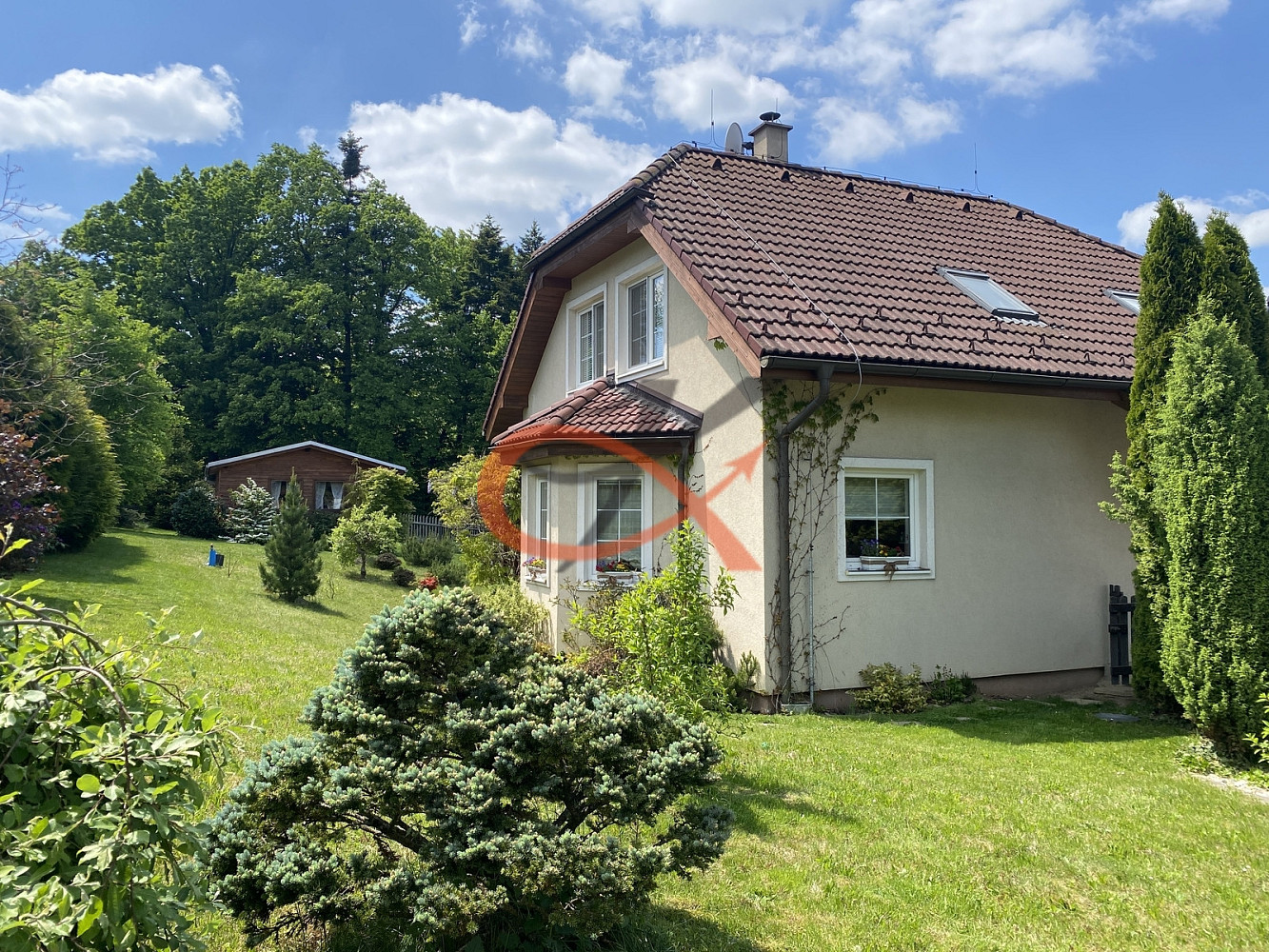 Prodej domu 142 m² s pozemkem 1 321 m² – pohled 3