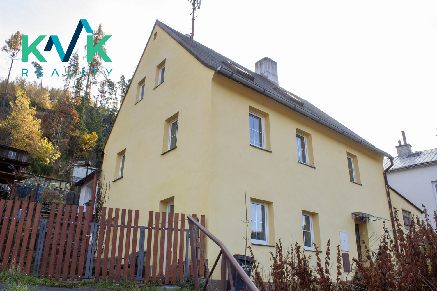 Prodej domu 200 m² s pozemkem 1 000 m²