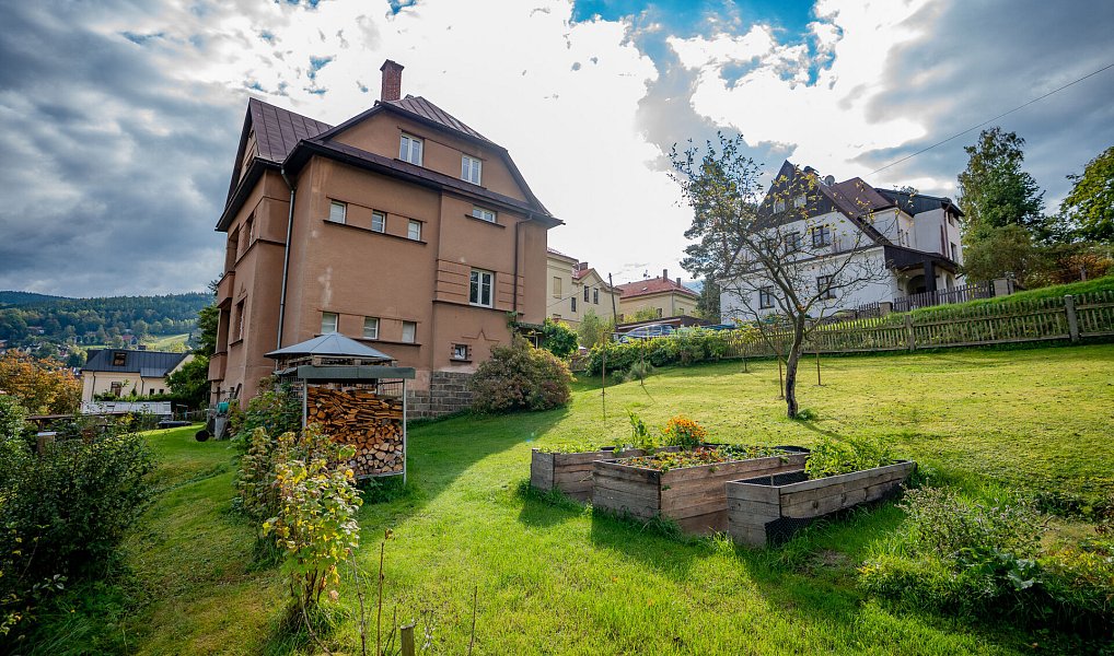 Prodej domu 600 m² s pozemkem 1 656 m², Tanvald – náhled fotky 7