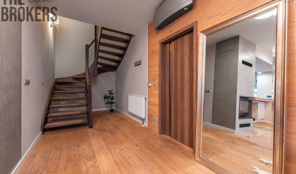 Pronájem domu 300 m² s pozemkem 858 m², Praha – náhled fotky 10