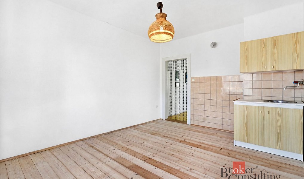 Prodej domu 200 m² s pozemkem 342 m², Varnsdorf – náhled fotky 20