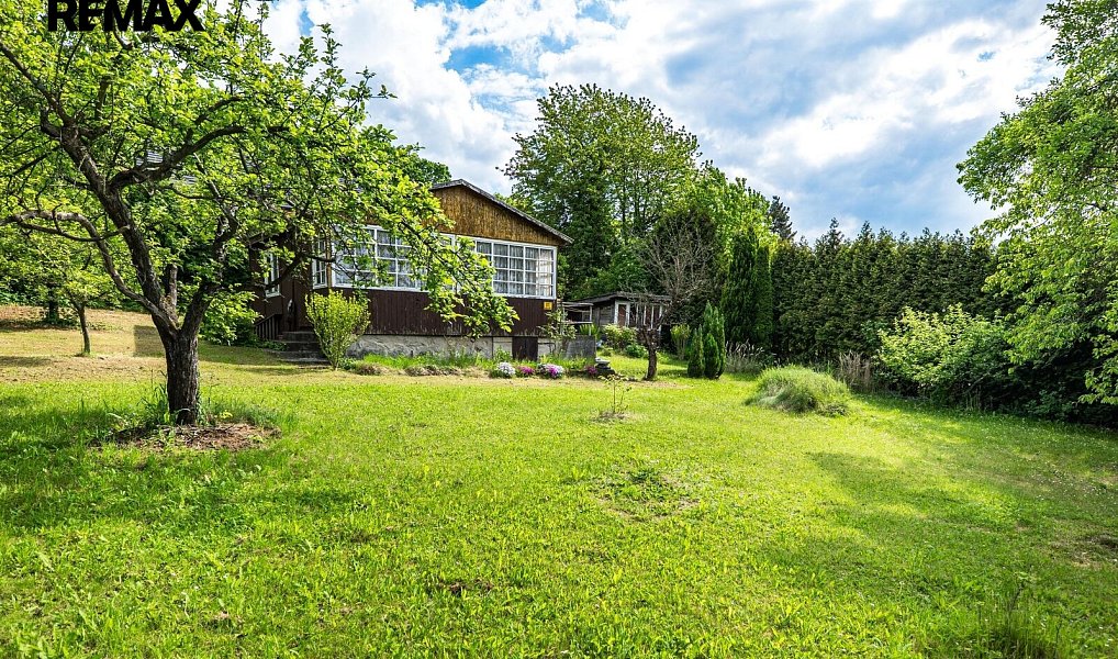 Prodej stavebního pozemku 775 m², Praha – náhled fotky 8