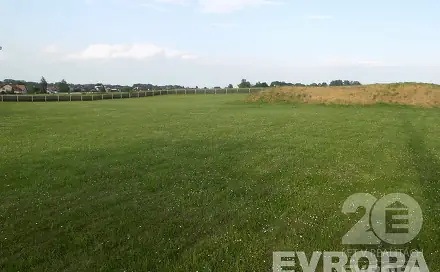 Prodej stavebního pozemku 6 736 m², Pardubice
