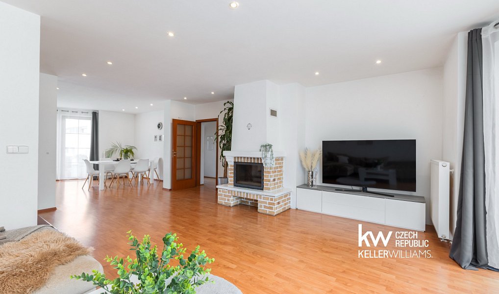 Prodej domu 203 m² s pozemkem 1 141 m², Říčany – náhled fotky 7