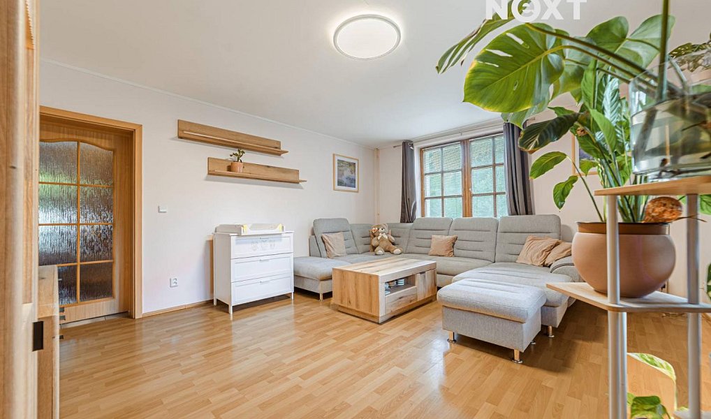 Prodej domu 214 m² s pozemkem 2 616 m², Karviná – fotka 1 z 16