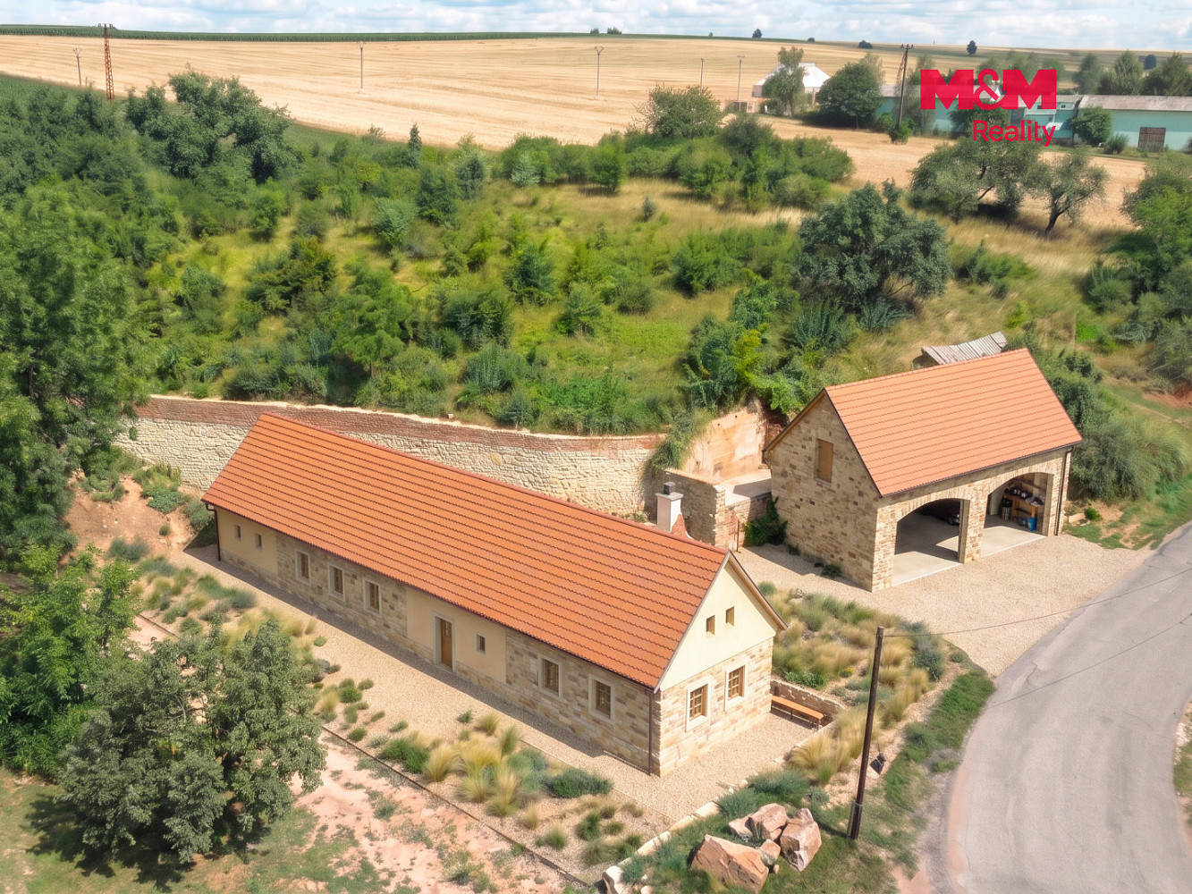 Prodej stavebního pozemku 726 m² – fotografie 3