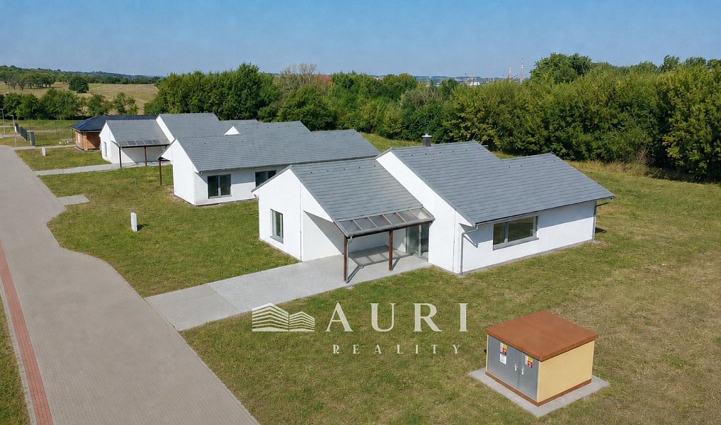 Prodej domu 158 m² s pozemkem 1 020 m², Kozomín – náhled fotky 10