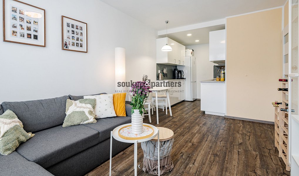 Prodej bytu 2+kk 39 m², Praha – fotka 1 z 18