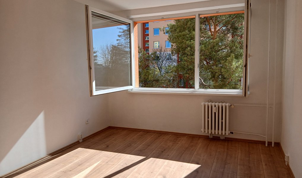 Prodej bytu 1+kk 29 m², Praha – náhled fotky 4