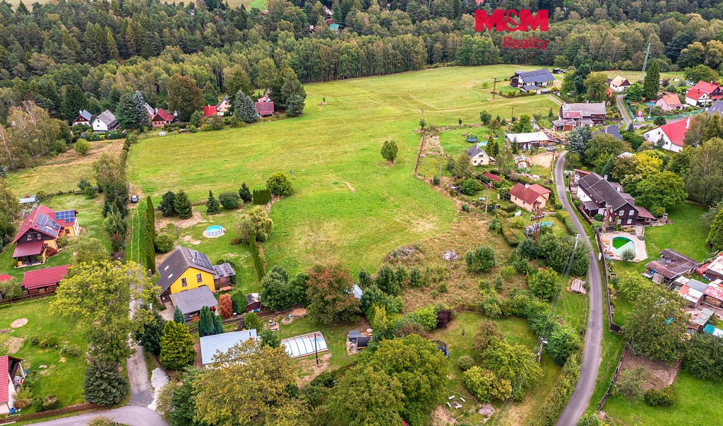 Prodej stavebního pozemku 1 899 m², Arnoltice – fotka 1 z 18