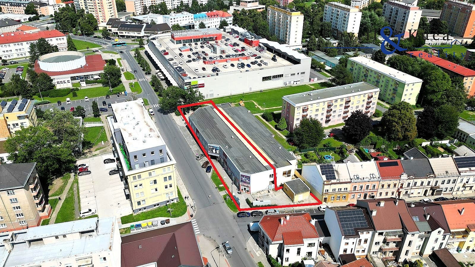 Prodej obchodních prostor 1 200 m² – fotografie 2