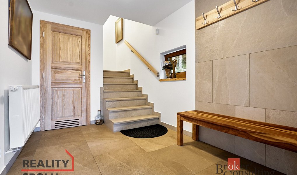 Prodej domu 231 m² s pozemkem 2 229 m², Nejdek – náhled fotky 43