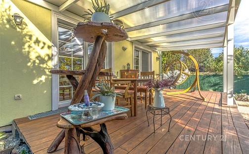 Prodej domu 198 m² s pozemkem 339 m², Široká, Říčany, okres Praha-východ