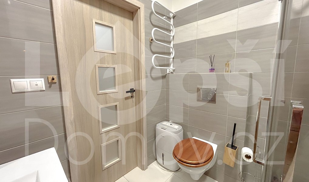 Prodej bytu 3+1 70 m², Jeseník – náhled fotky 15