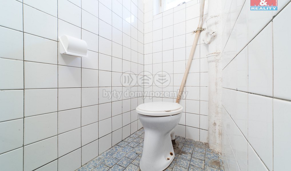 Prodej obchodních prostor 141 m², Prádlo – náhled fotky 18
